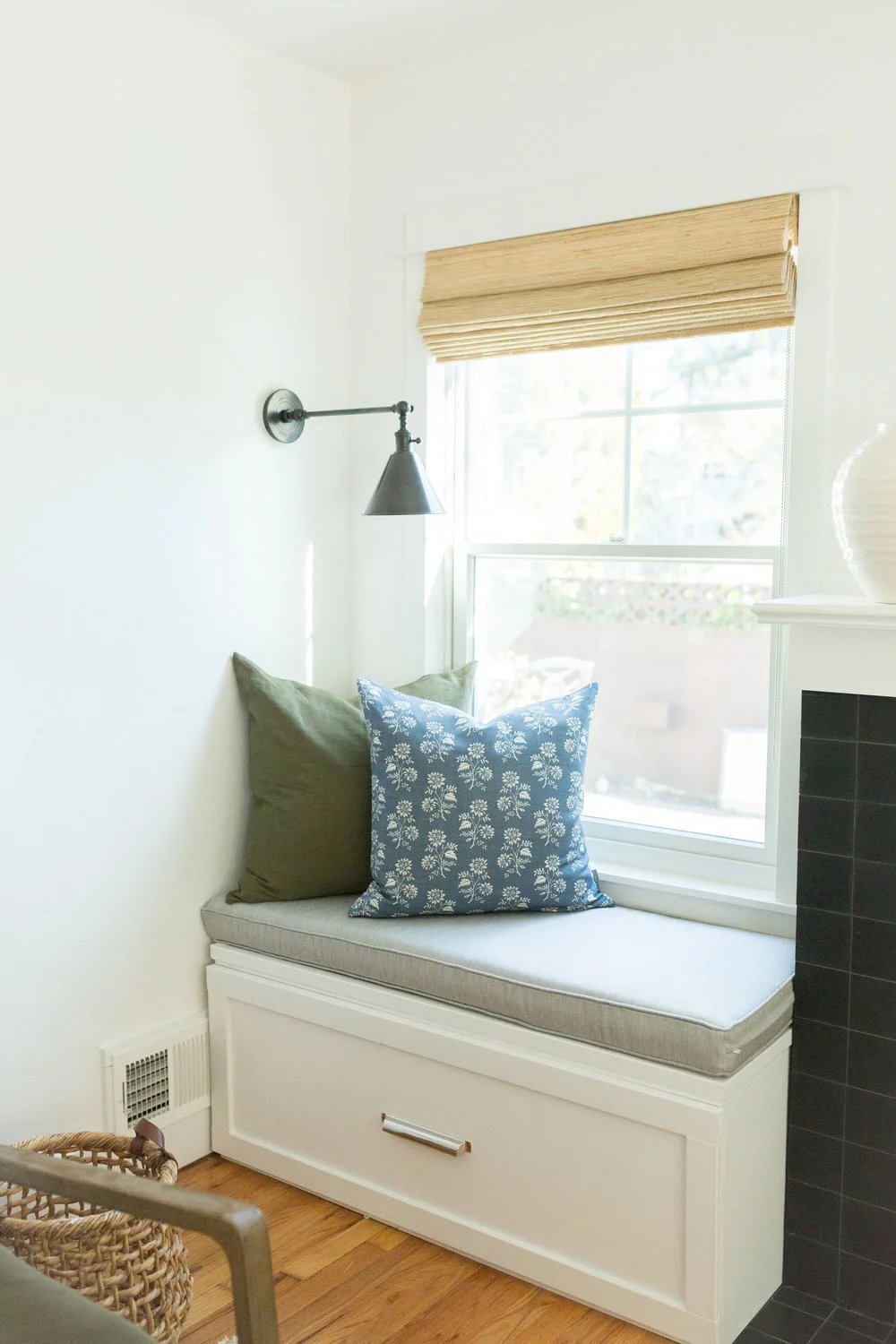 VIA LIGHT & DWELL