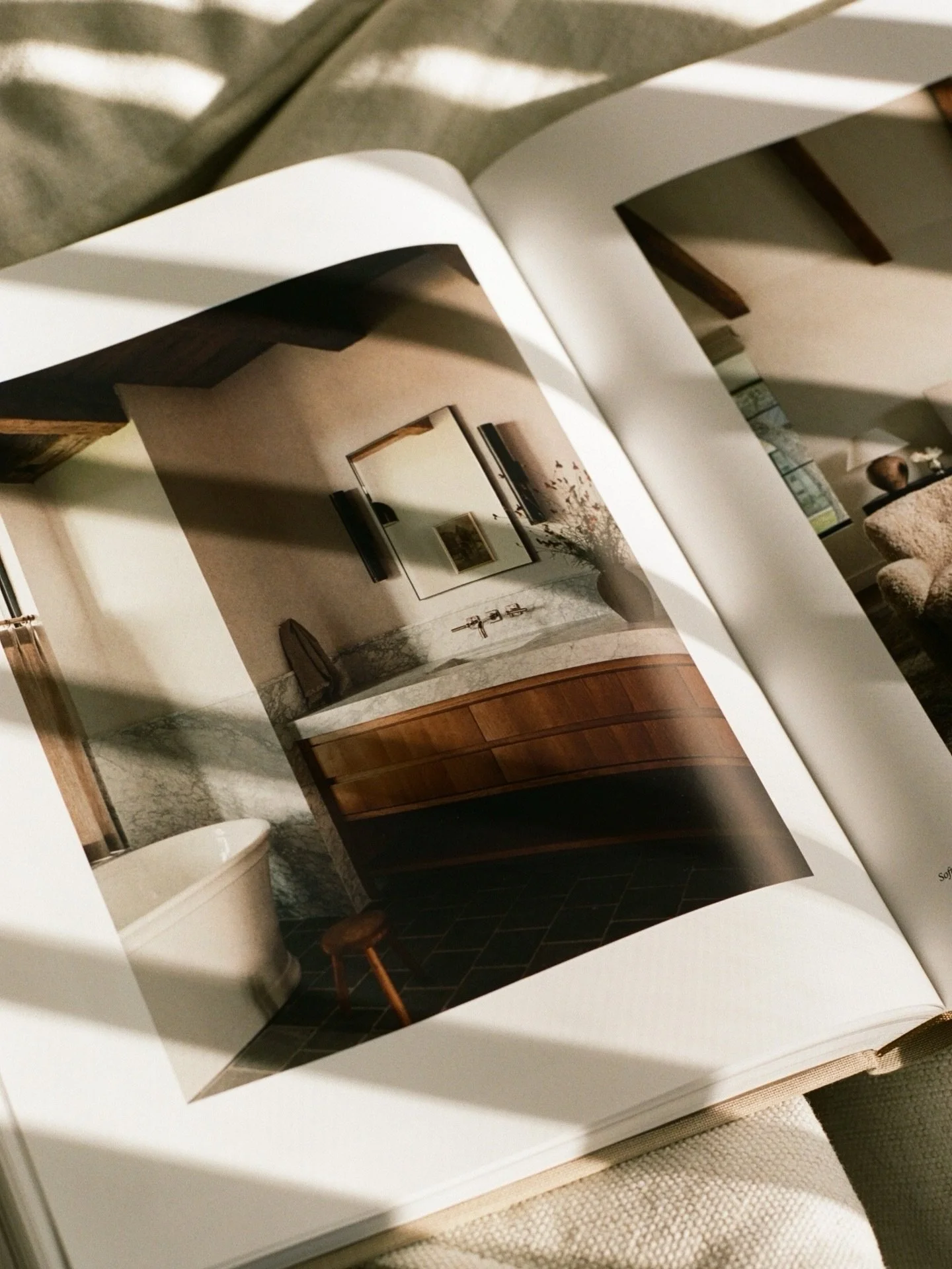 Seeing our Austin Ranch project land in the pages of Country Retreats feels like one of those full-circle moments. A space shaped by quiet mornings, open land, and intentional details, now living on a coffee table we&rsquo;ve loved for years.
⠀⠀⠀⠀⠀⠀⠀