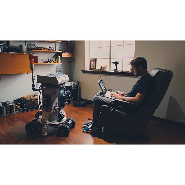 coming soon
inputting directions
.
.
.
.
#replacementunit #robotroommate #robot #printer #roboshort #directing #bigthanks #director #givingnotes #vsco #vscocam #shortfilm #comingsoon #comedy #adultswim #replacementunitshort 📸 @hmsford