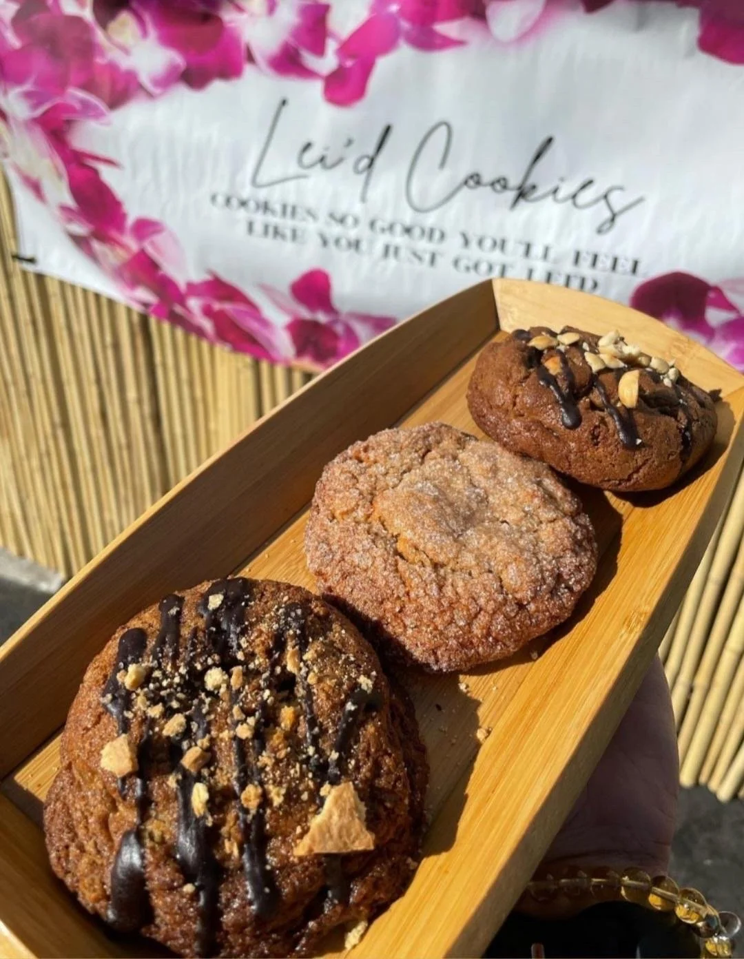 Lei'd Cookies (VO)