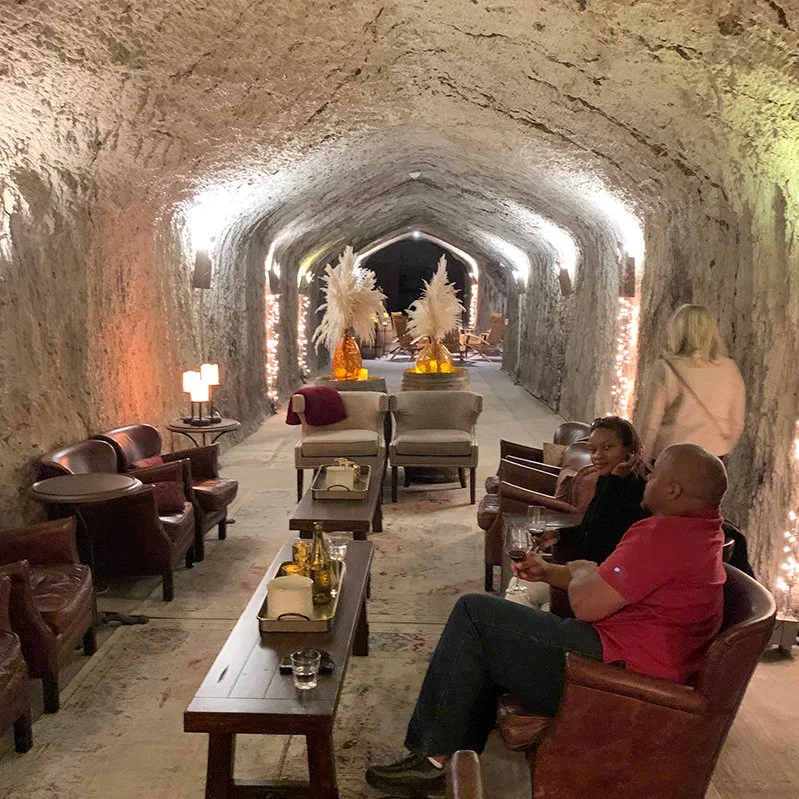 Best Napa Wineries for Large Groups Bachelorette Parties, Reunions