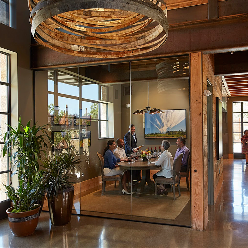 Best Napa Wineries for Large Groups Bachelorette Parties, Reunions