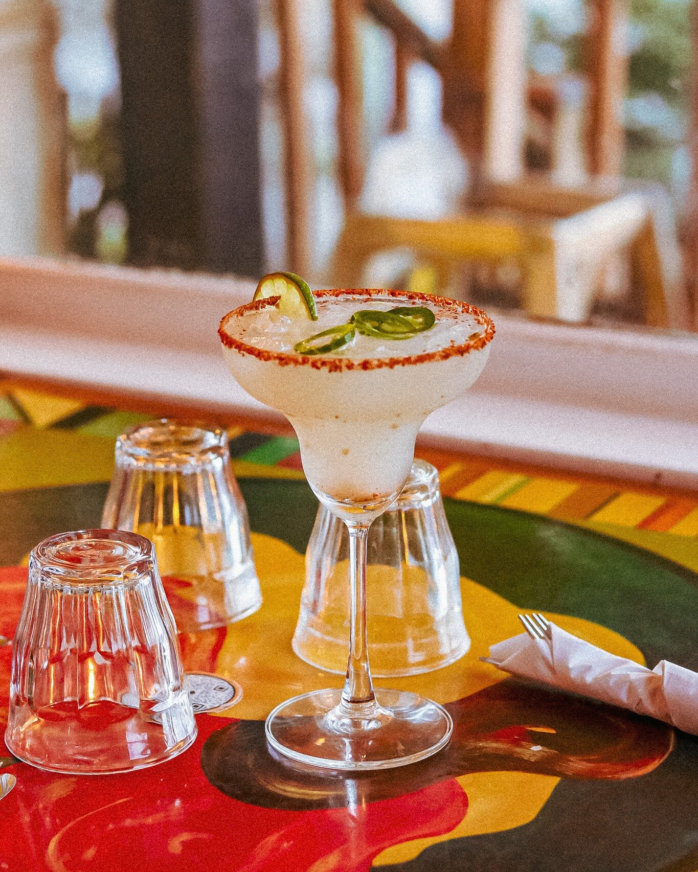 Cheers to the weekend! Start your Thursday night off right with our handcrafted cocktails and lively atmosphere. Let's make it a night to remember! 🍹🎉 #WeekendVibes #OriginalsCocktails #PortMoodyNights #OriginalsMexicano