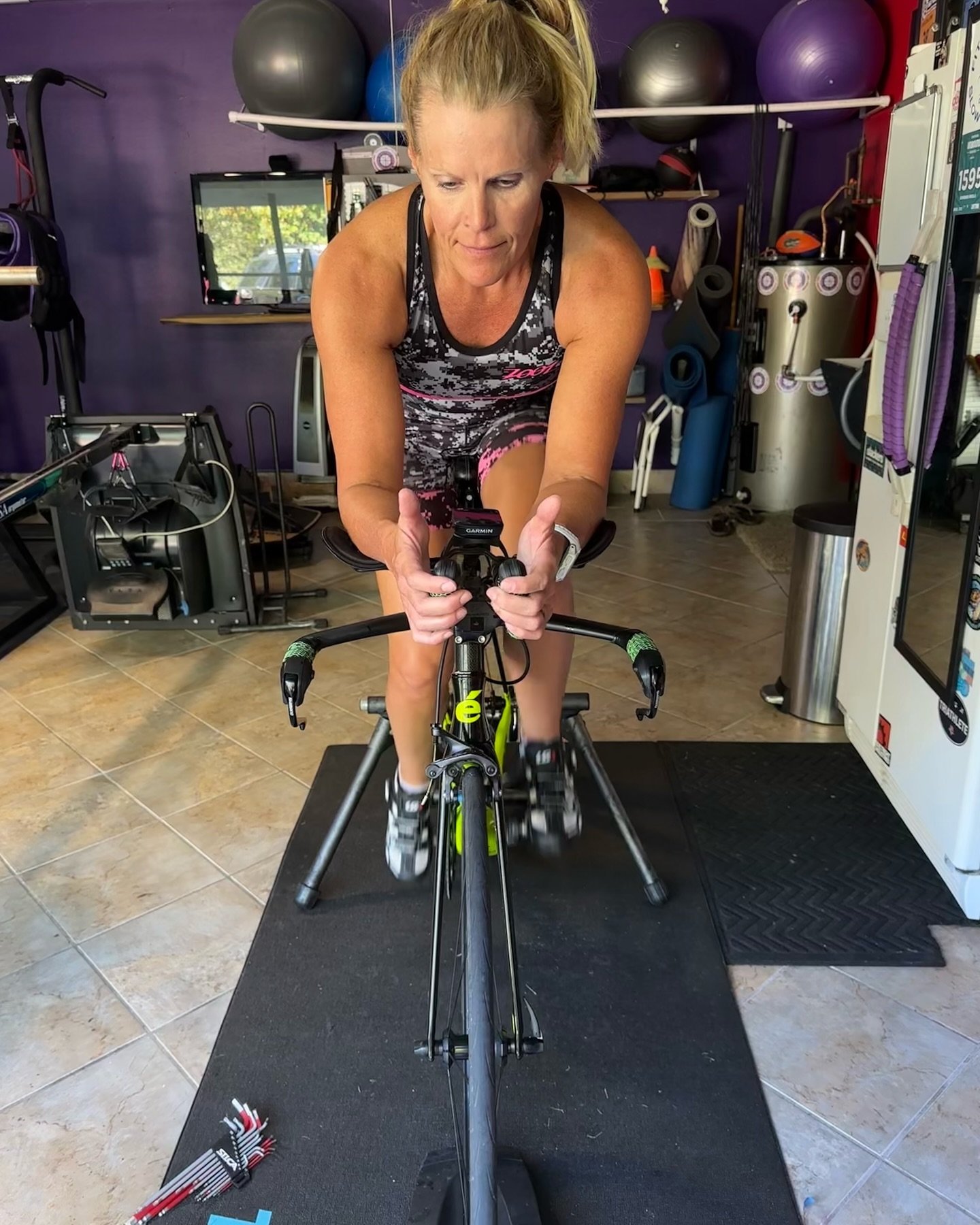 Renee&rsquo;s @aldermanr1 bike fit has her dialed in for Gulf Coast Ironman and then Ironman Florida 

Get yours done today to get comfortable, aero, more powerful and faster!

Do you ride with your thumbs 👍🏽 up or thumbs down 👎