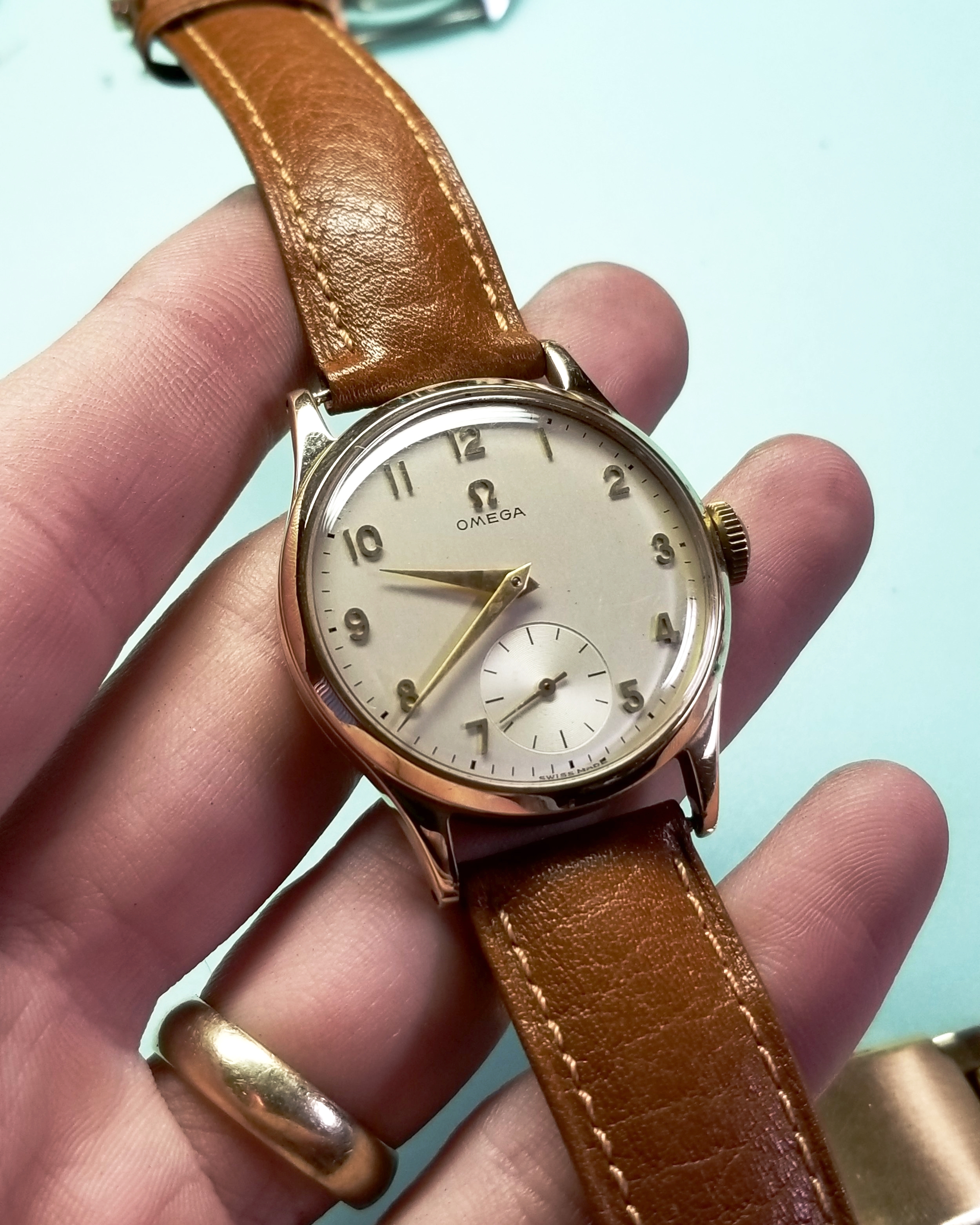 Omega Ref. 13322 9kt Gold c.1955 — Buying On Time Vintage Watches