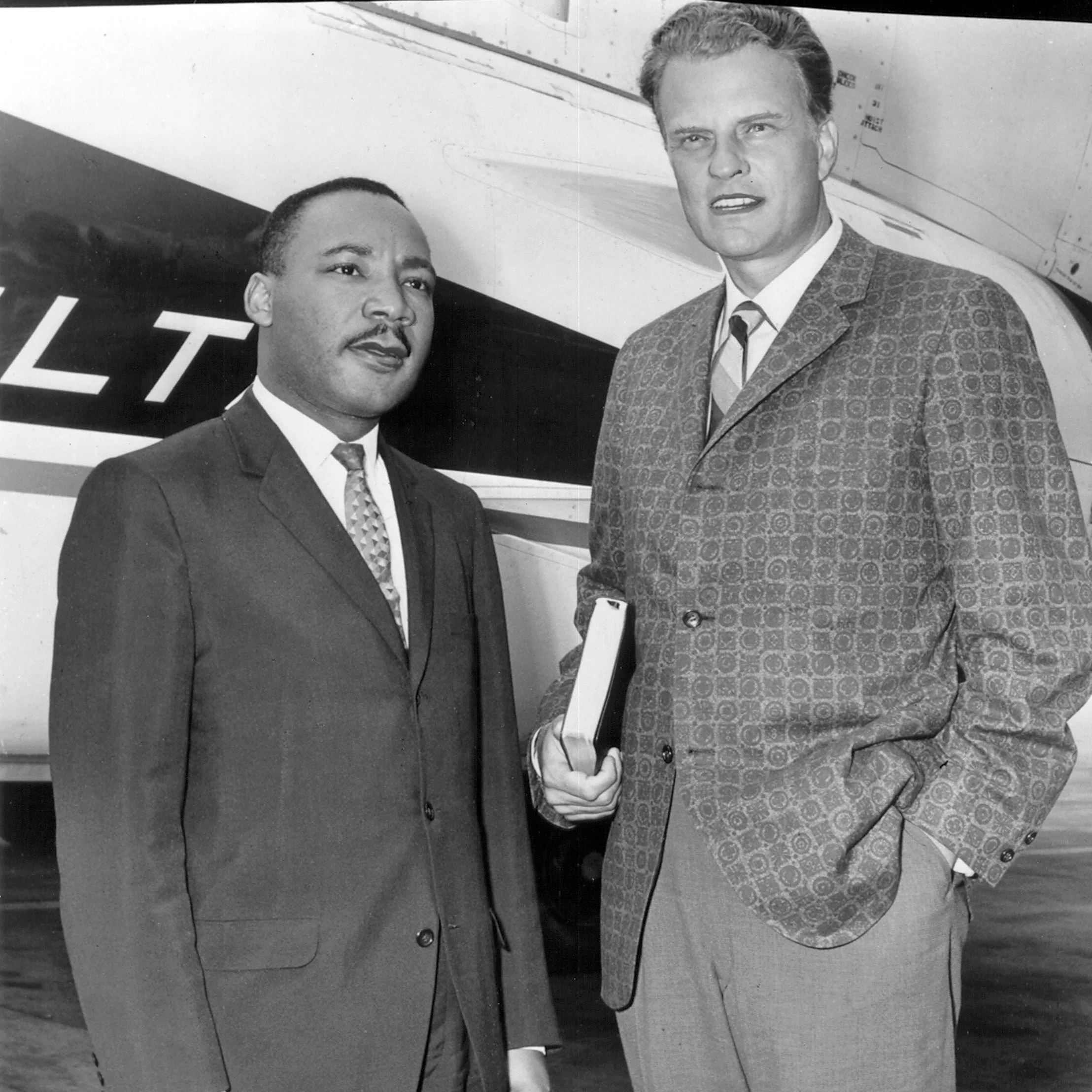 Billy-Graham-and-Martin-Luther-King.jpg