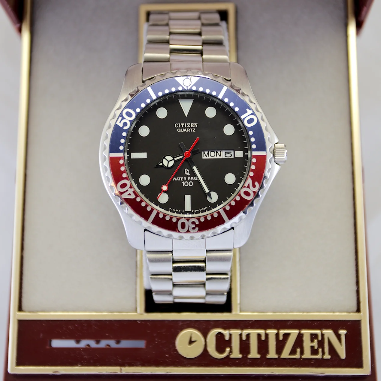 Citizen 6100 Quartz Diver.jpg