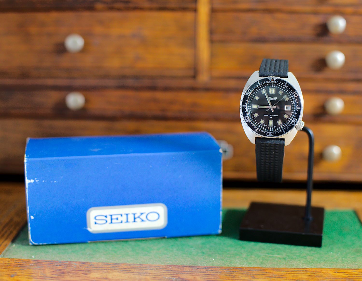 Seiko 6105-8000  — Buying On Time Vintage Watches