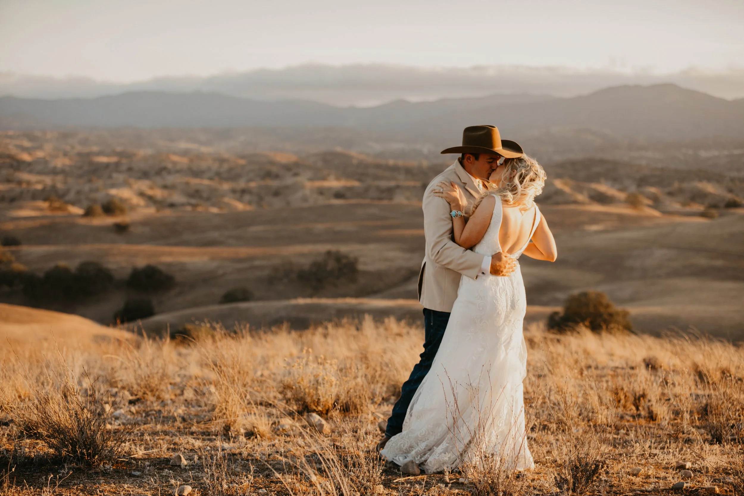 Morrison Sneak peak -3926.jpg