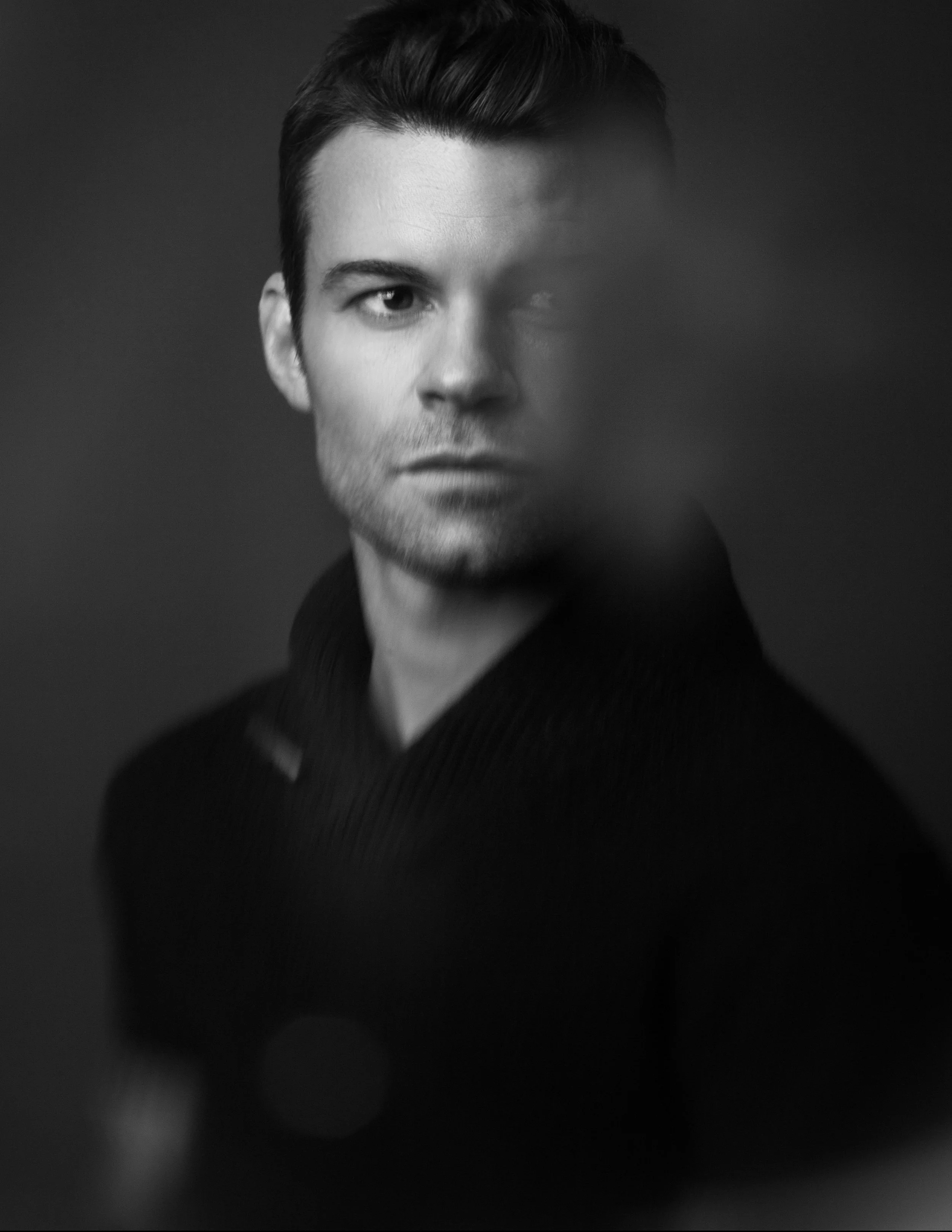 Daniel Gillies0200.jpg