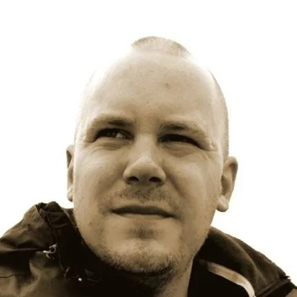Profilbild LinkedIn - J M-B.jpeg