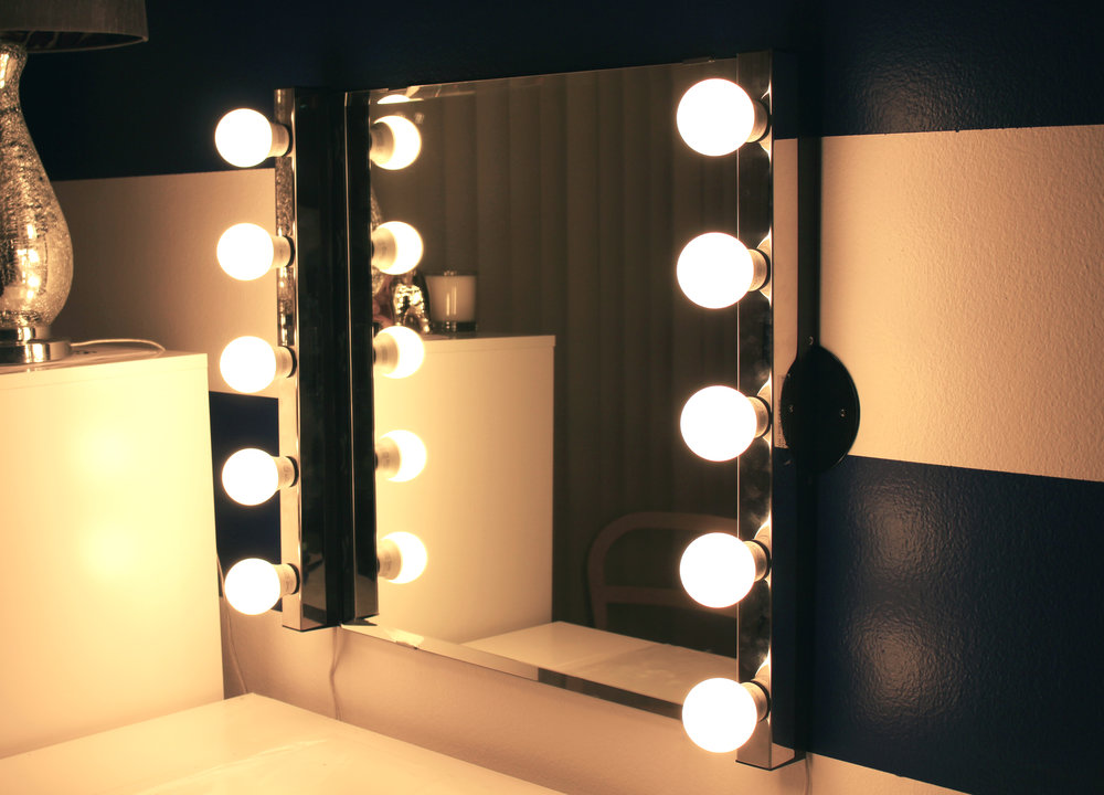 Hollywood Vanity Mirror, Ikea Vanity Mirror With Light Bulbs