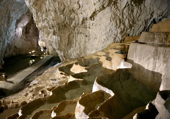 stpica cave.jpg