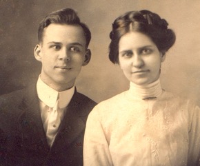Harry and Helen Waggoner 1912 November.jpeg