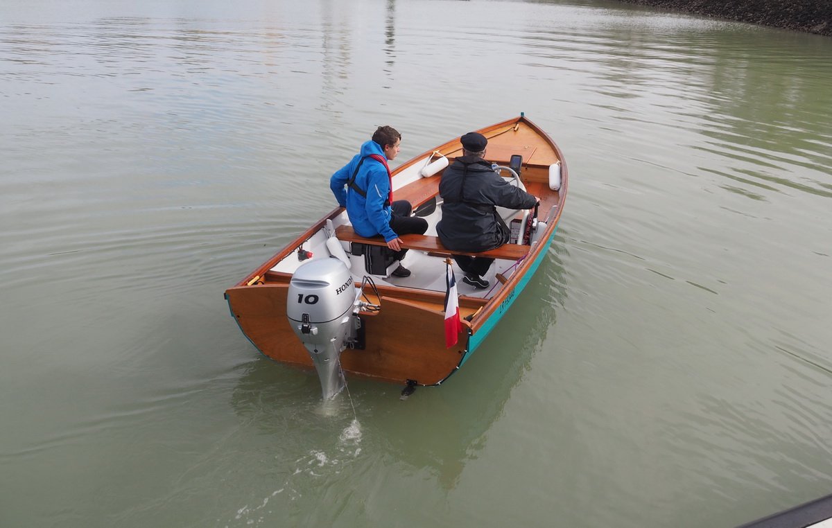 Building the Kerisper Motorboat