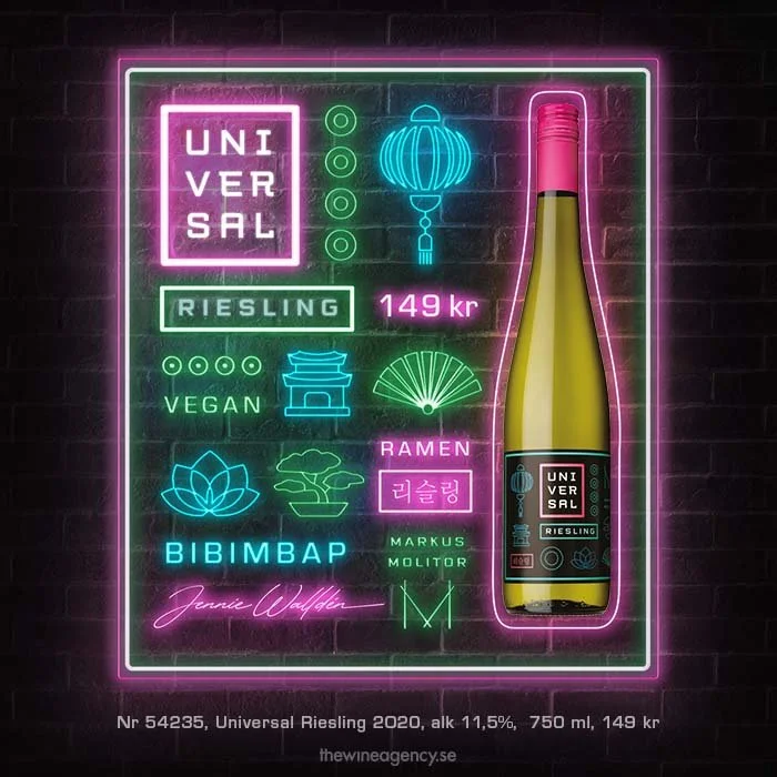 TWA - Universal Riesling - Vinhyllan -700x700.jpg