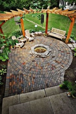  Fire pits make great circular spaces 
