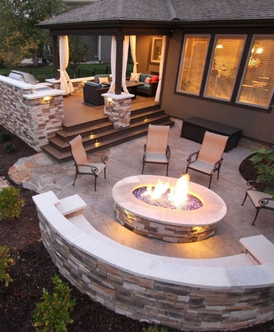  Outdoor fireplace idea taken from Pinterest, pinned from homedecorpictures.us 