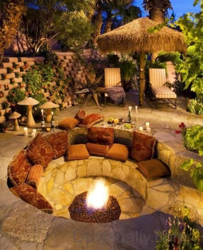  Outdoor Firepit design found on Pinterest, pinned from Woohome 