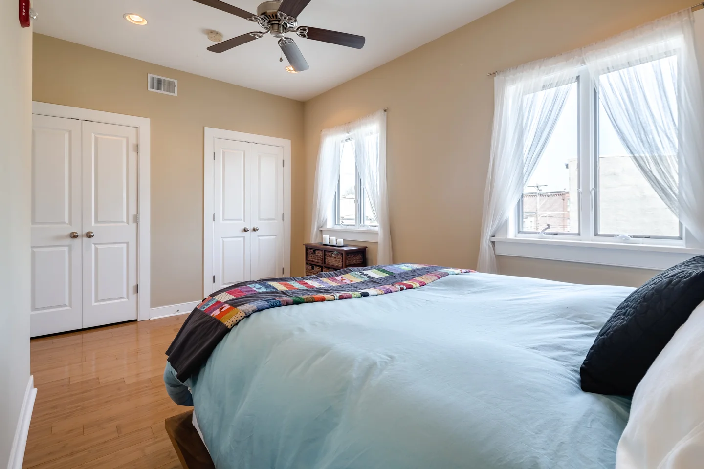 1535 Fairmount unit 2R-MLS-12.jpg