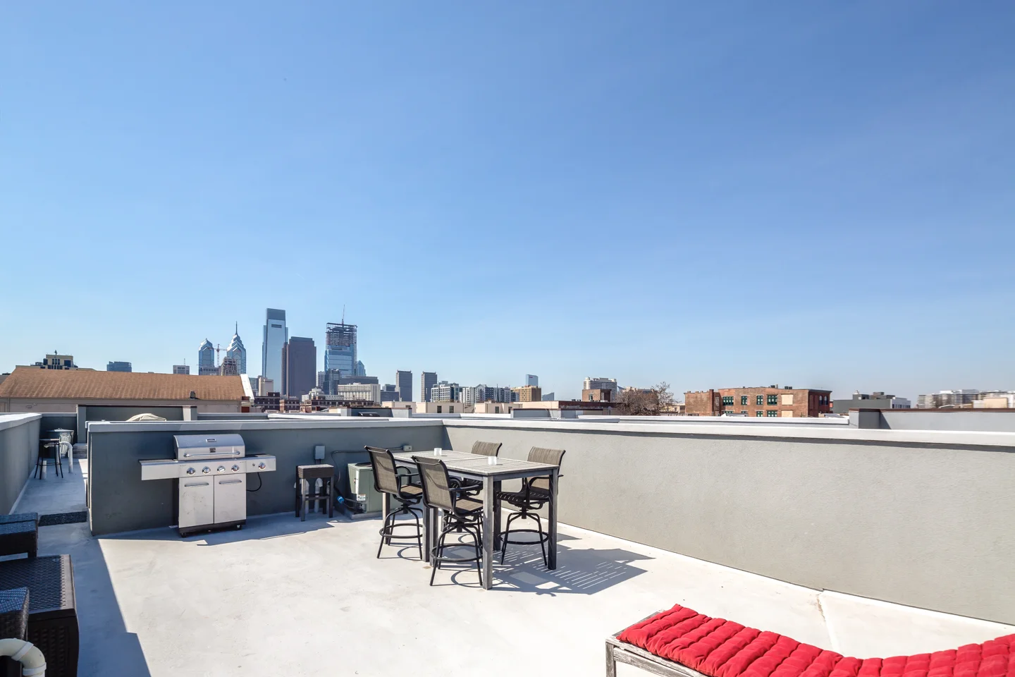 1535 Fairmount unit 2R-MLS-16.jpg