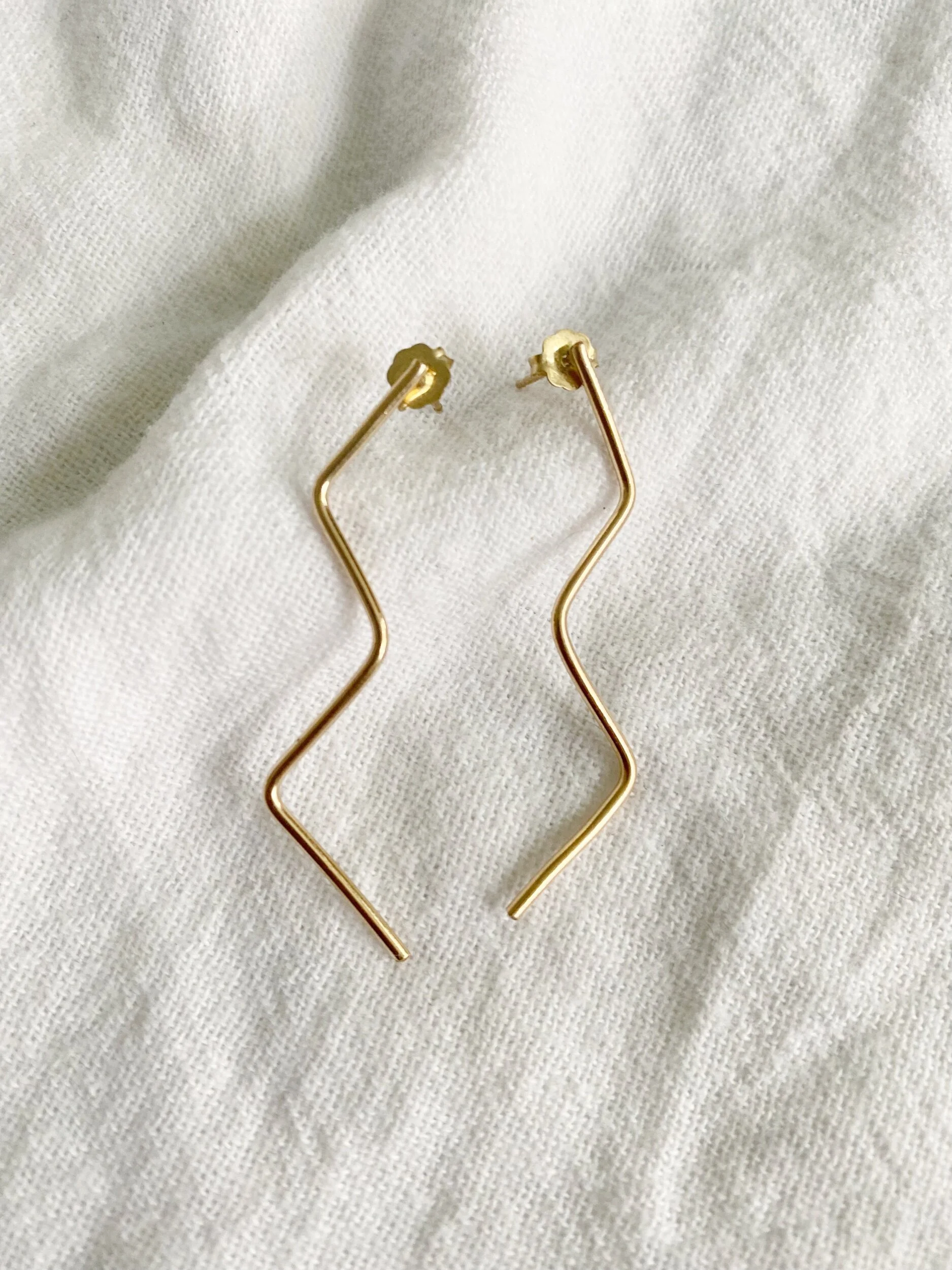 9A06E73D-6386-4723-9421-7DFD96A4C69D