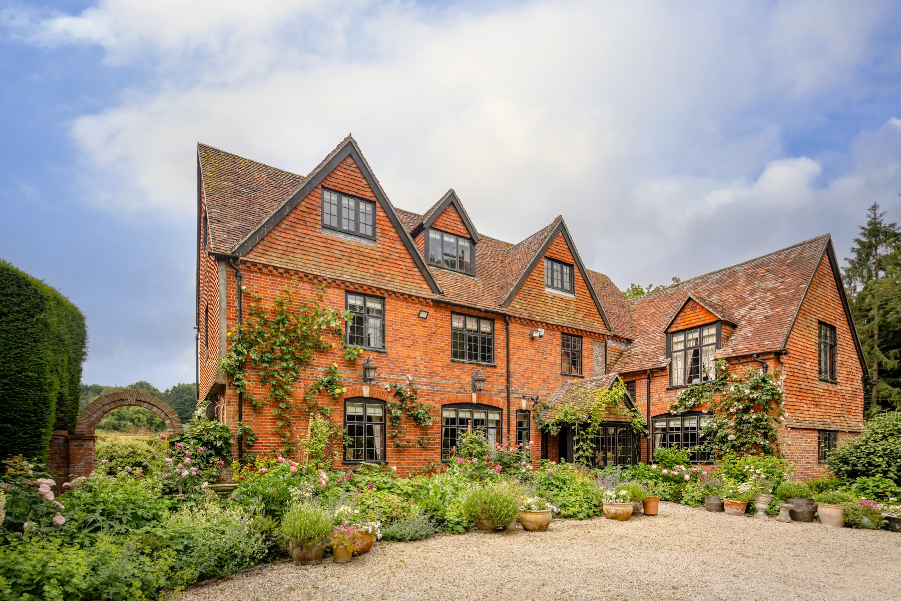 Neatham Manor-24.jpg