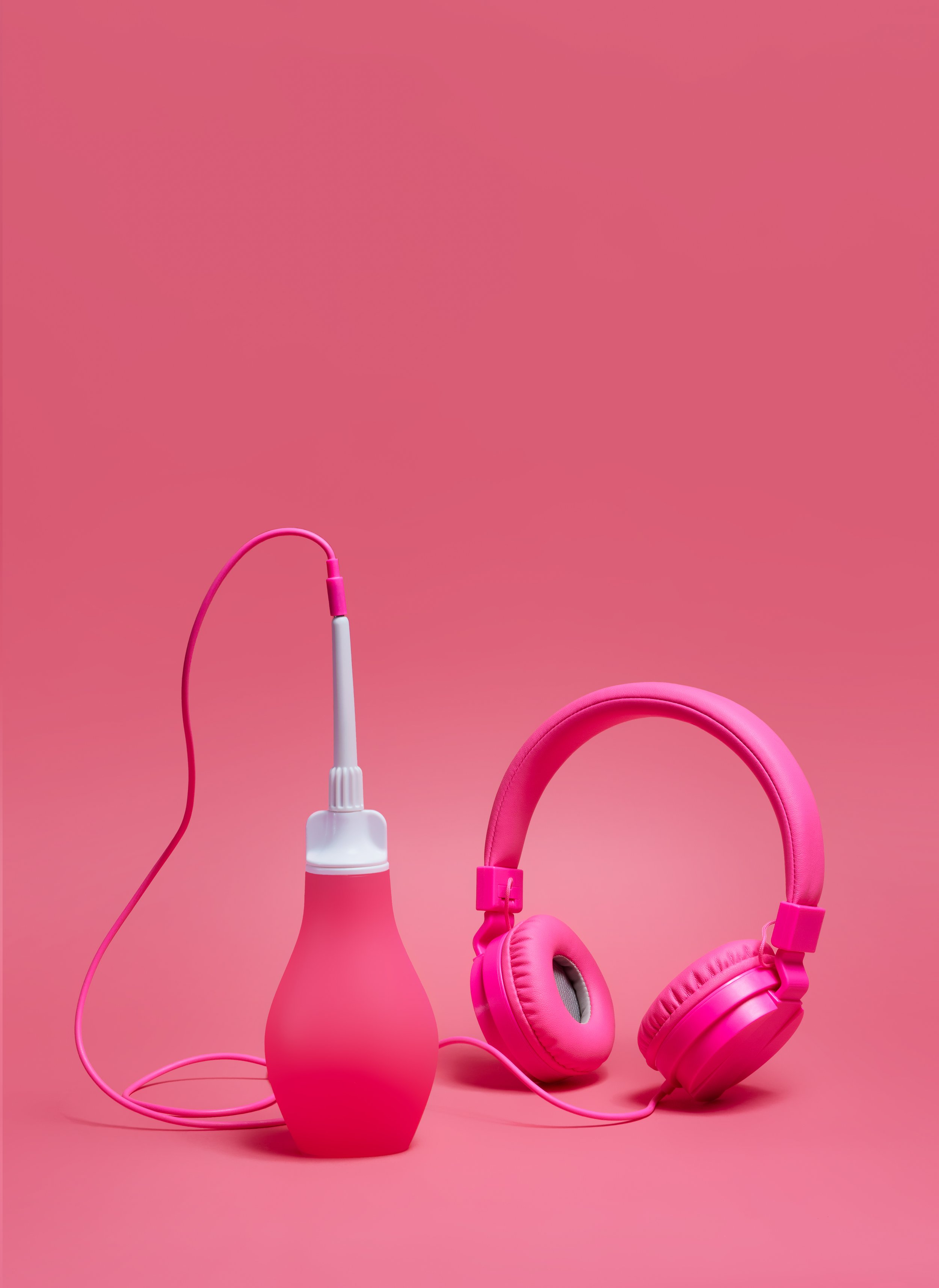 Du_Headphones_PinkBGD.jpg