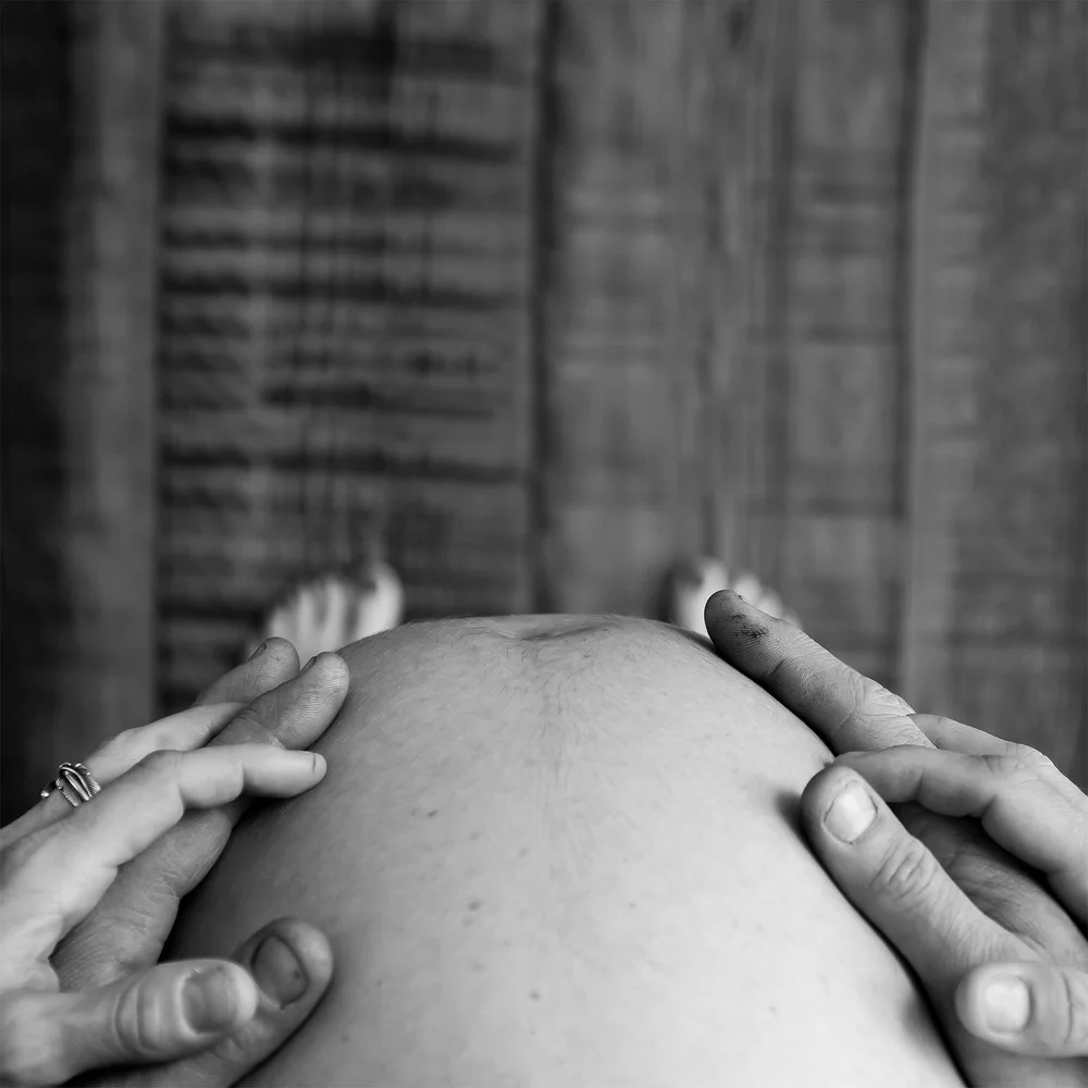 ✨
&quot;𝗥𝗲𝗰𝗹𝗮𝗶𝗺 𝘆𝗼𝘂𝗿 𝗻𝗮𝗿𝗿𝗮𝘁𝗶𝘃𝗲.&quot; 

This is your story, told through the lens of empowerment. We&rsquo;re here to remind you that you define your journey&mdash;no one else. 💪

👑  Ren&eacute;e&rsquo;s Baby Bump
📸  Karyn

#em