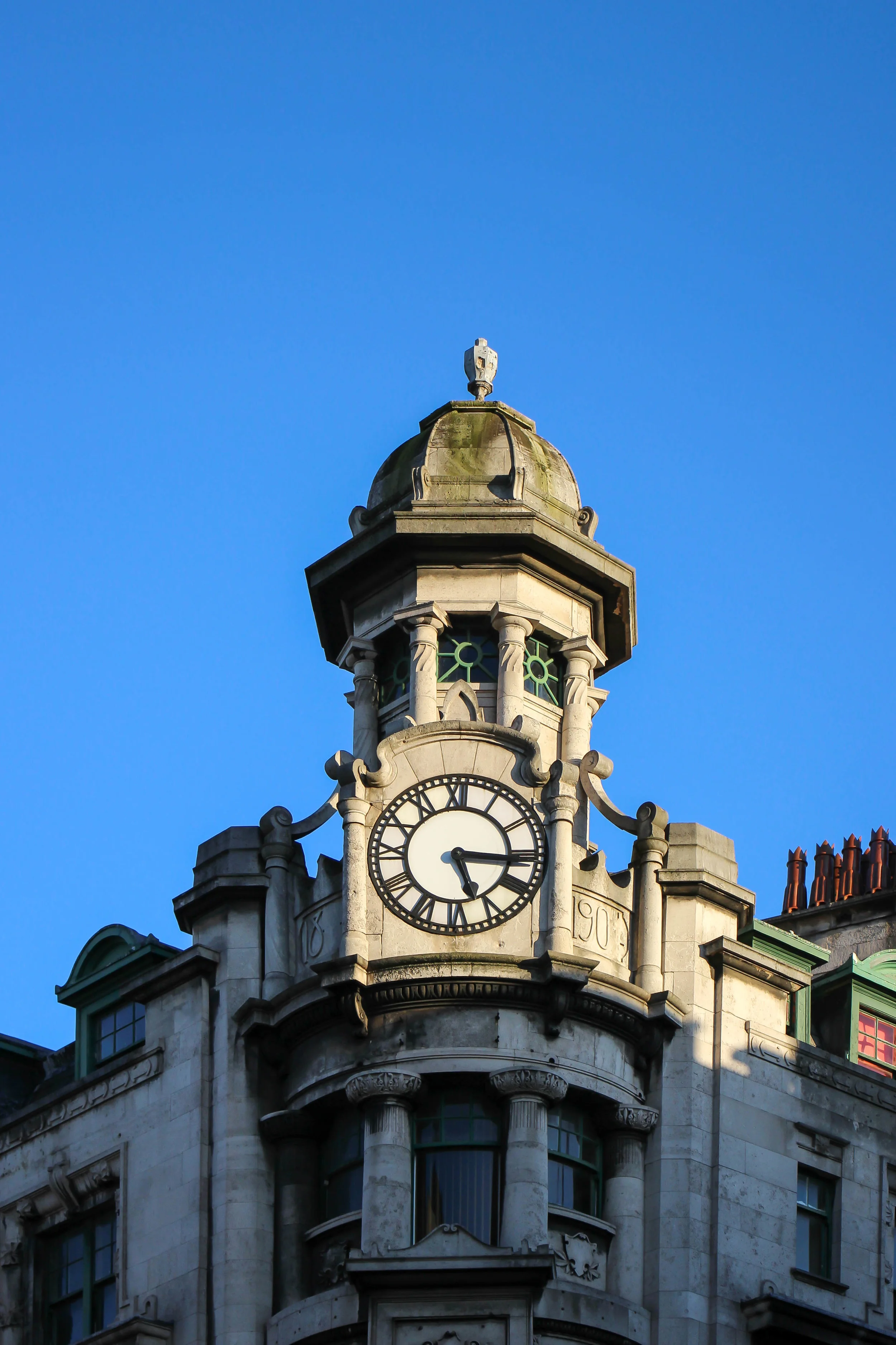 Dublin, Ireland, Europe | www.DoLessGetMoreDone.com |