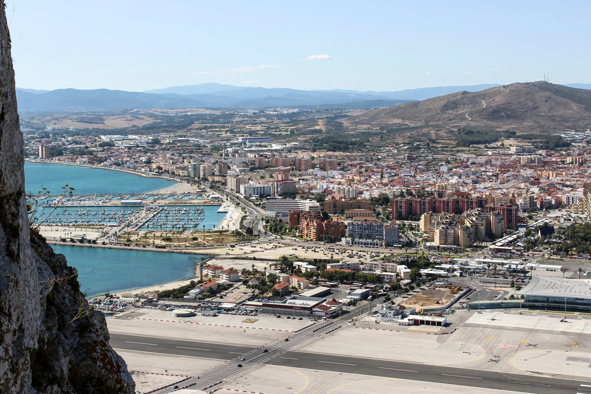 Gibraltar-Spain border, La Linea de la Concepcion, Cádiz, Andalusia, Spain, Mediterranean Sea, Gibraltar International Airport, Gibraltar, British Overseas Territory, Europe | www.DoLessGetMoreDone.com |