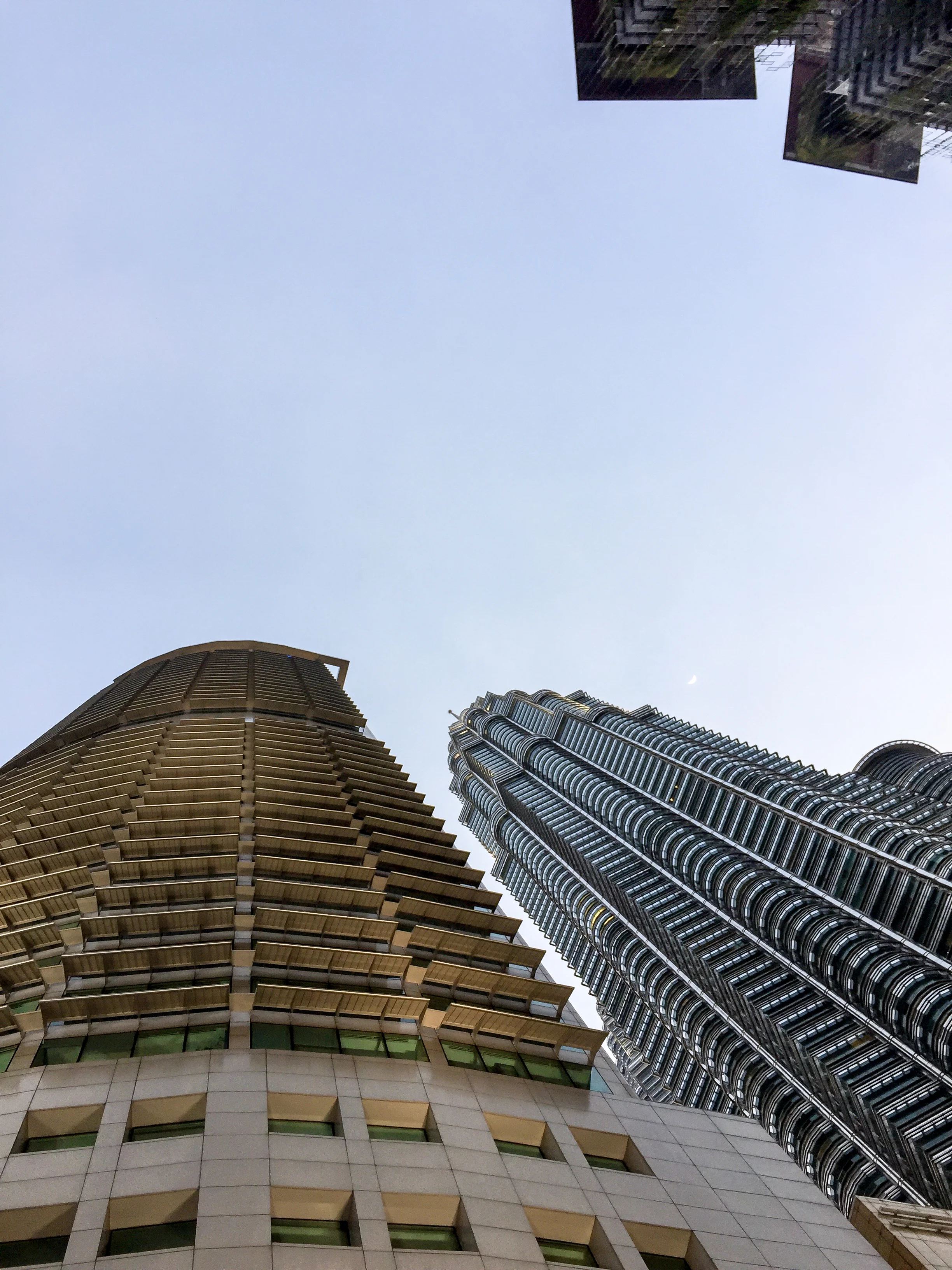 Petronas Towers, Kuala Lumpur, Malaysia | DoLessGetMoreDone.com |