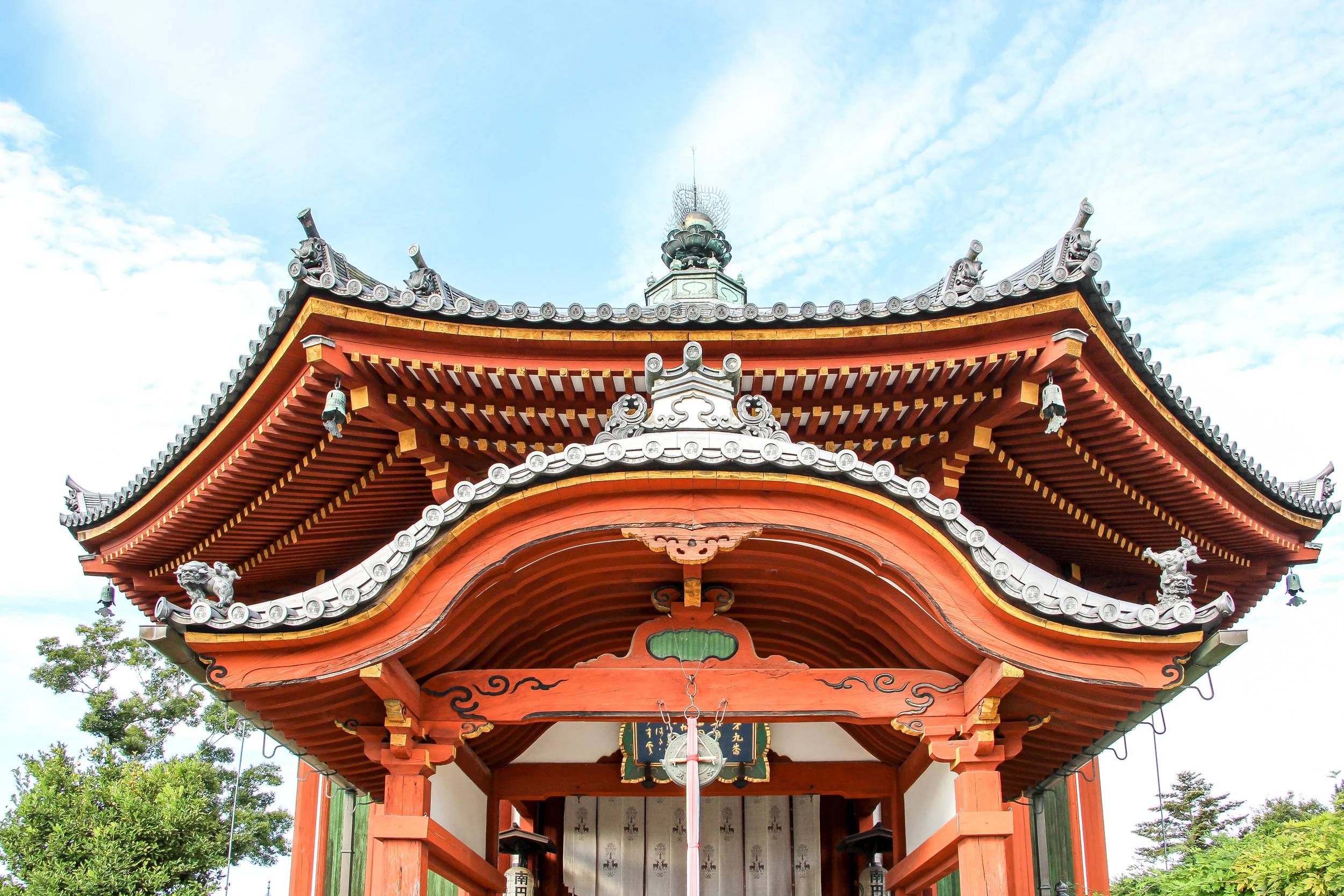 Kofukuji Temple, Nara, Japan, Asia | DoLessGetMoreDone.com | Where Do You Feel Right At Home?