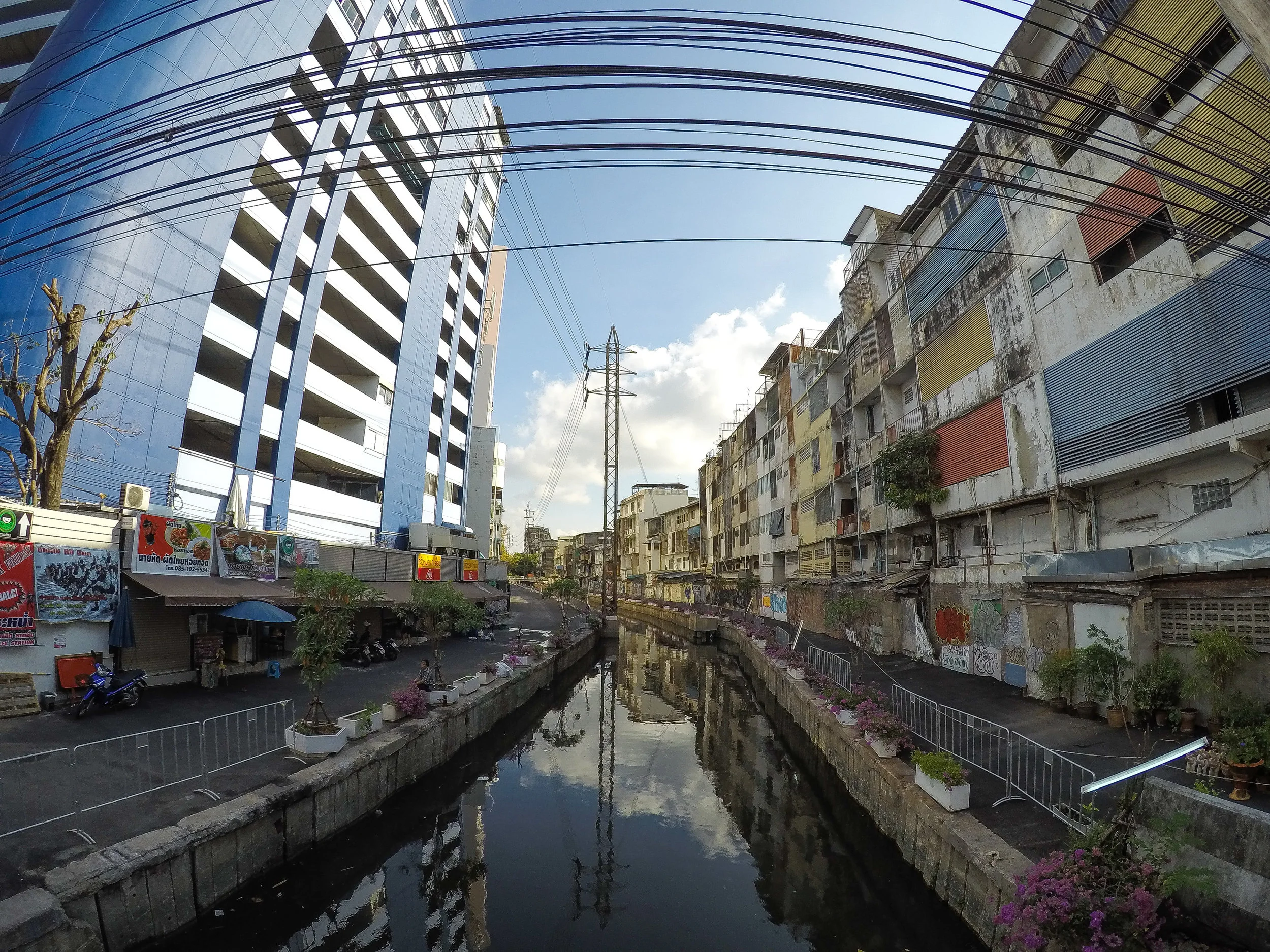 Bangkok, Thailand, Asia | DoLessGetMoreDone.com | What A Wonderful Life In A Tropical Metropolis …