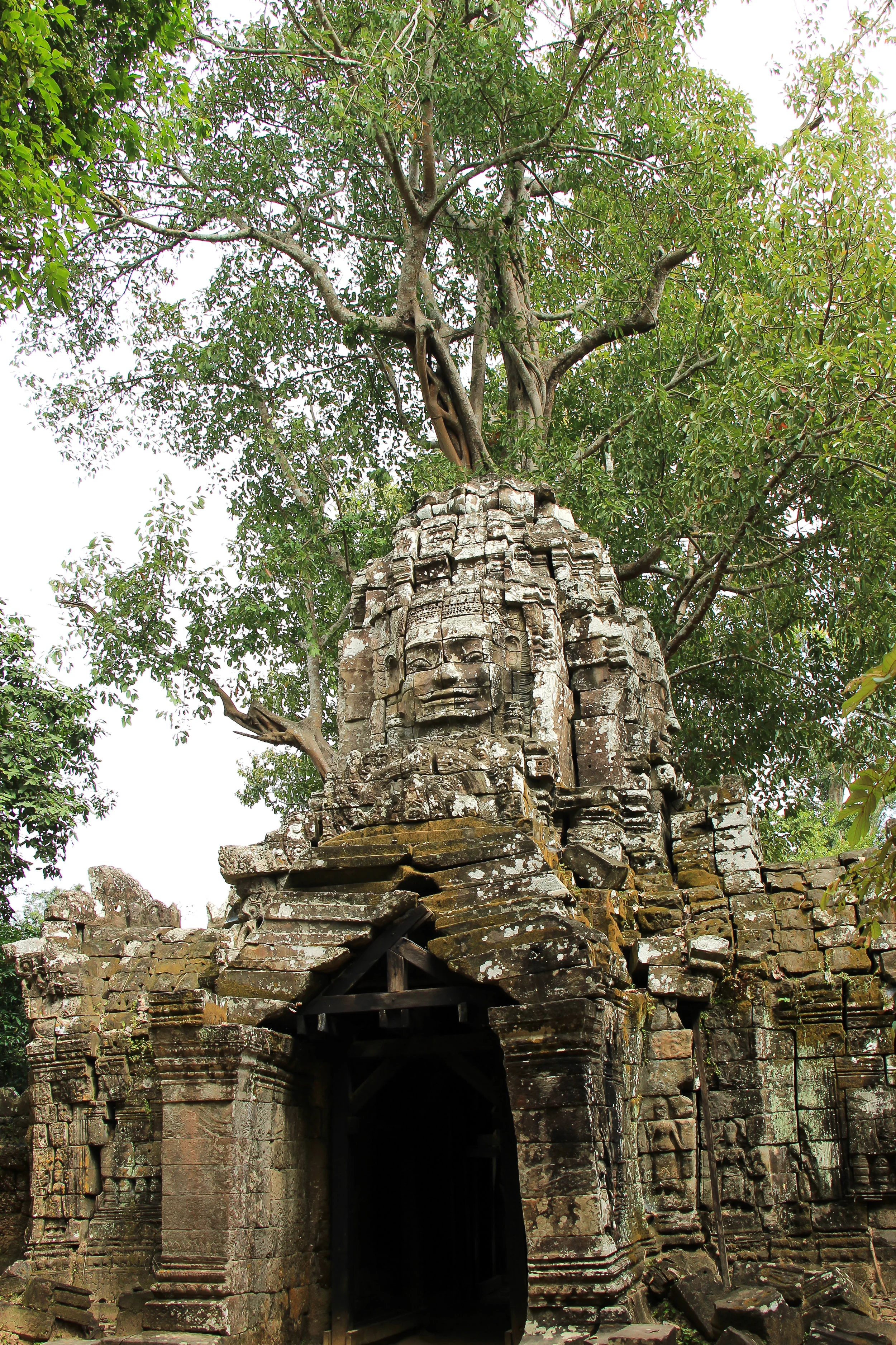One Moment At A Time | Ta Som, Angkor, Siem Reap, Cambodia, Asia | DoLessGetMoreDone.com |