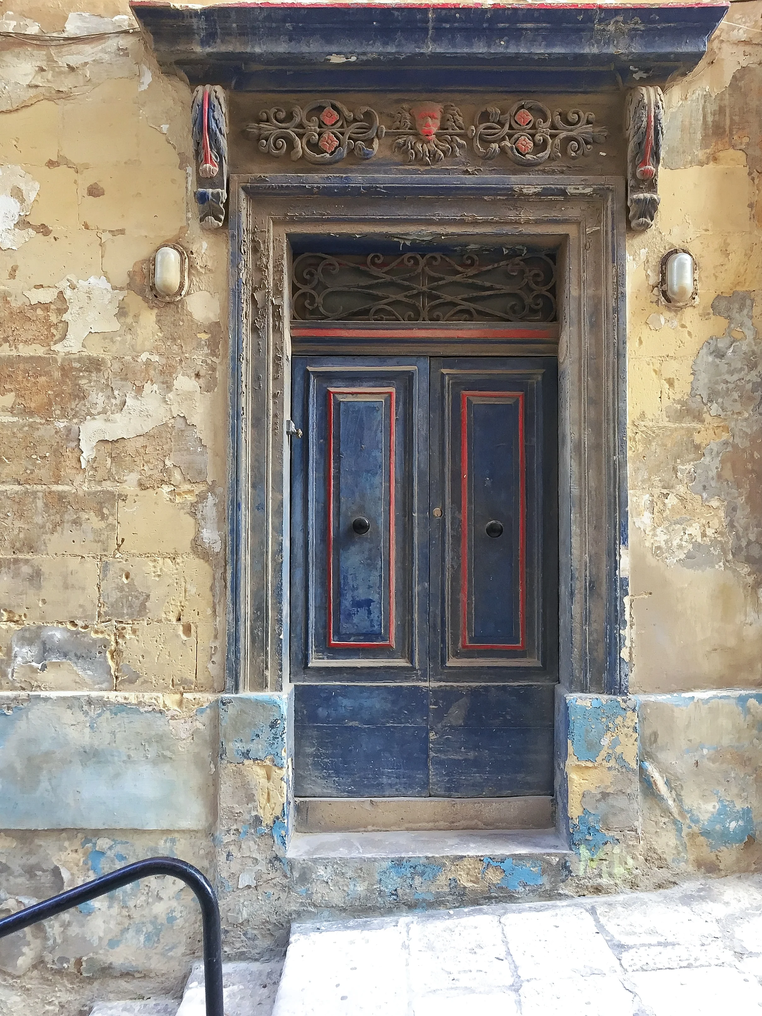 Doors of Malta | Senglea | - Thinking About Appreciation For Quality In Malta | Malta, Europe | DoLessGetMoreDone.com | - Travel Documentary Photography - search for Liveability | Sustainability