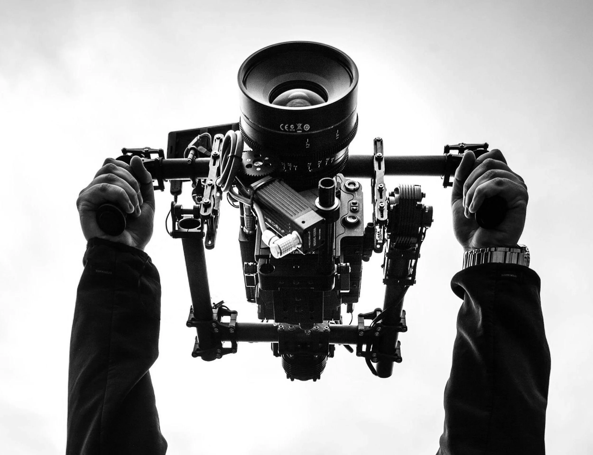MoVI-M10-Handheld-Stabilizer.jpg
