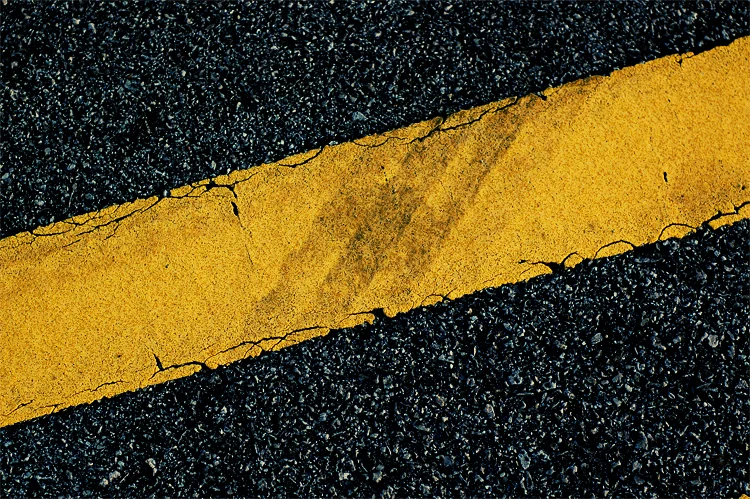 Yellow_road_marking.jpg