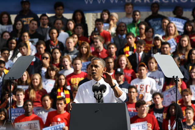 President Obama speaks to college students at the University of Southern California. Photo via Neon Tommy. 