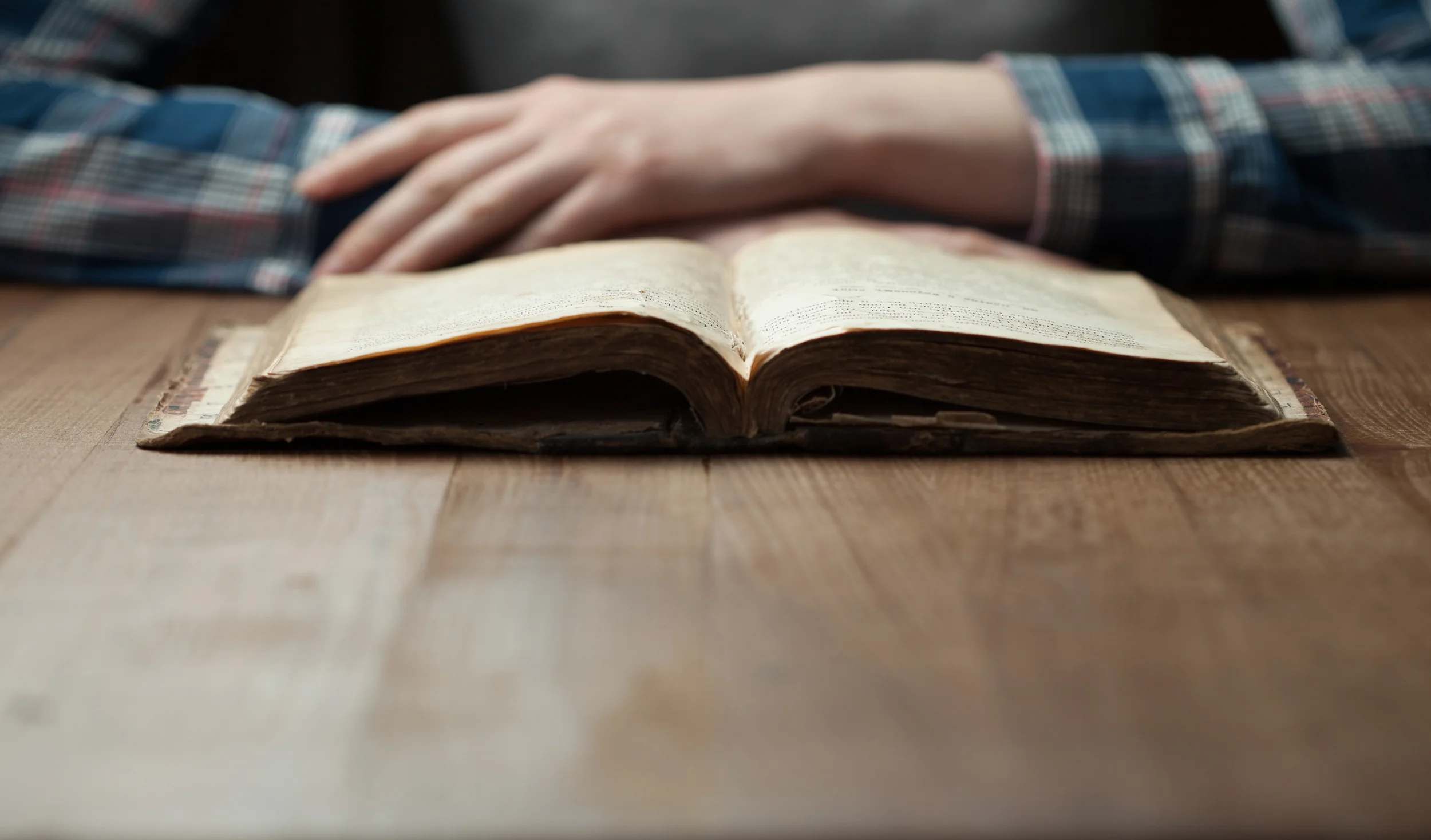 Three Ways to Pray for Our Political Leaders