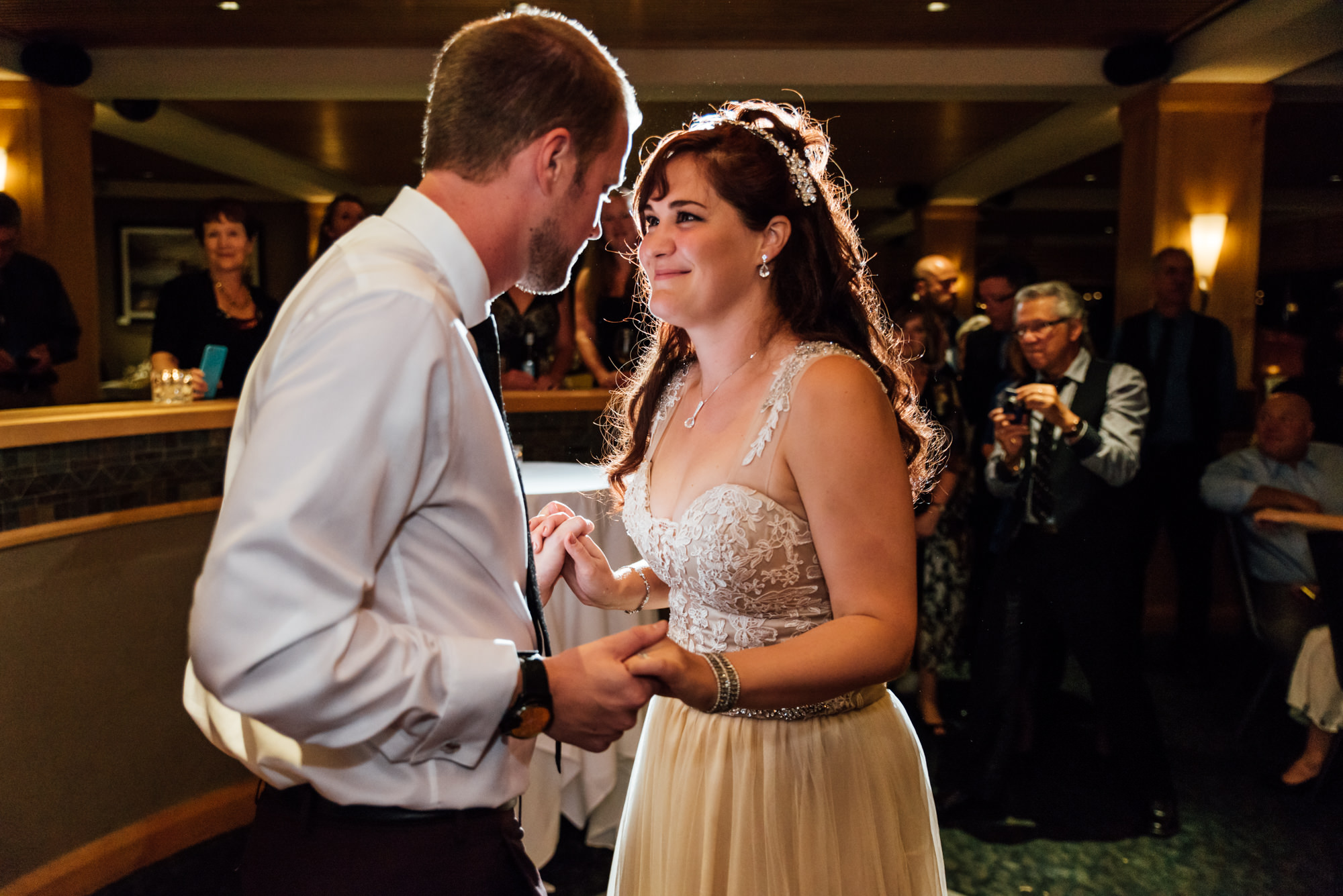 201224hollyburn_country_club_wedding_photographer_reception_north_vancouver_kahophotography8.jpg