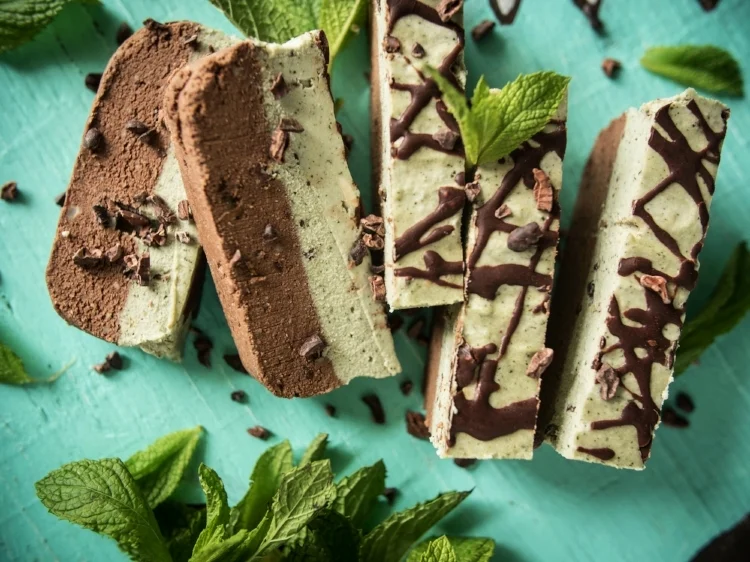 chocolate mint bar1 (1 of 1).jpg