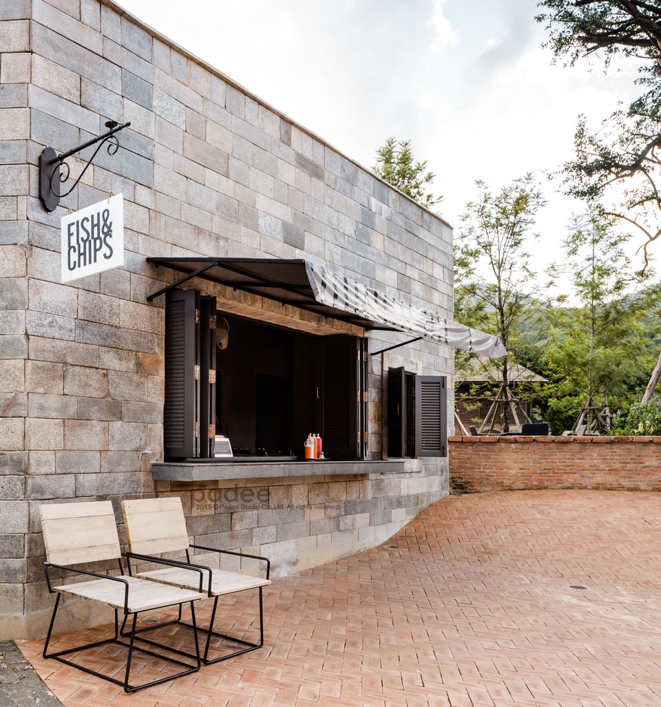 Primo Village : The Wine Bar & Fish N Chips