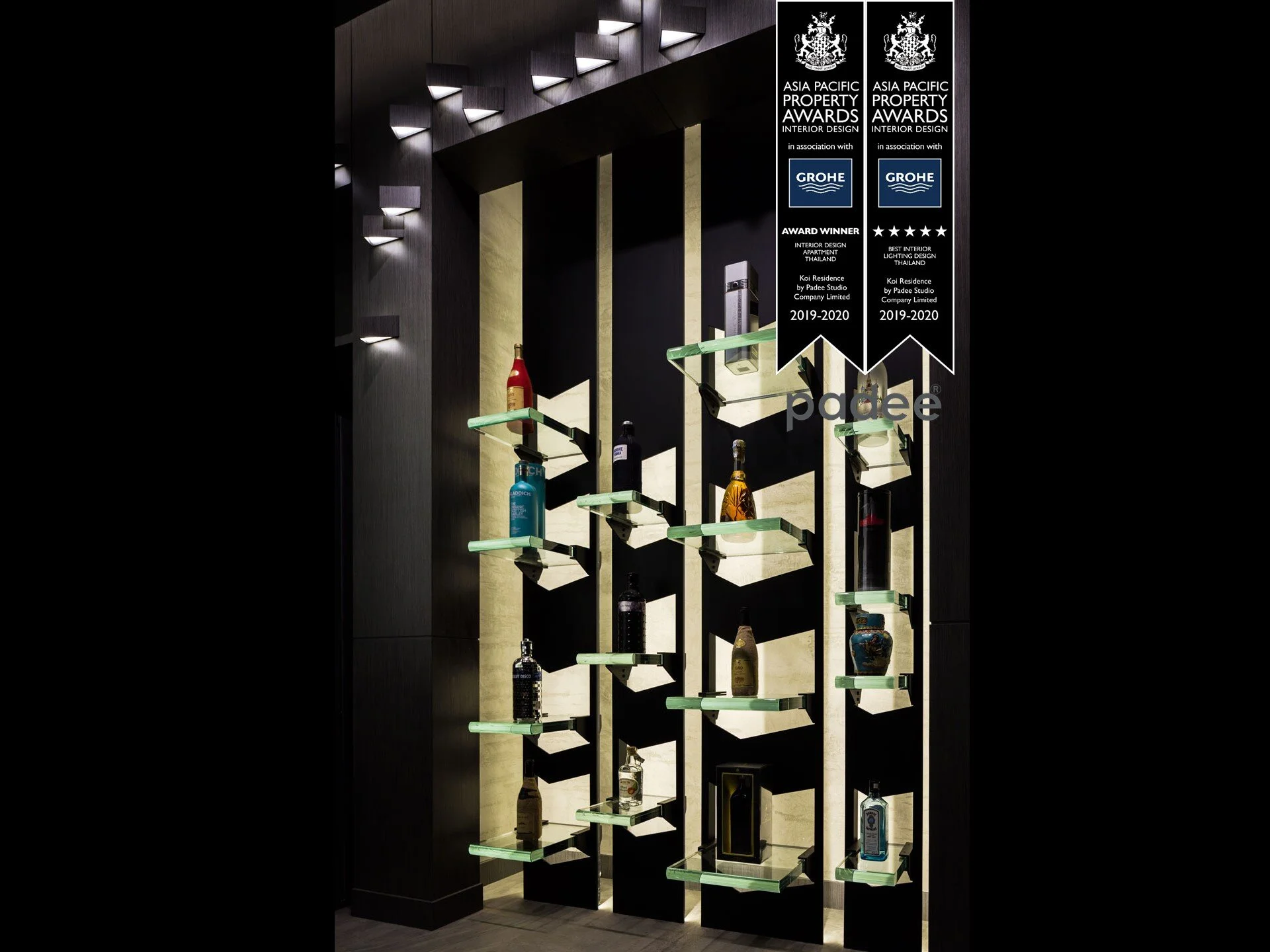 U House : Into The Party : Sahawat Family