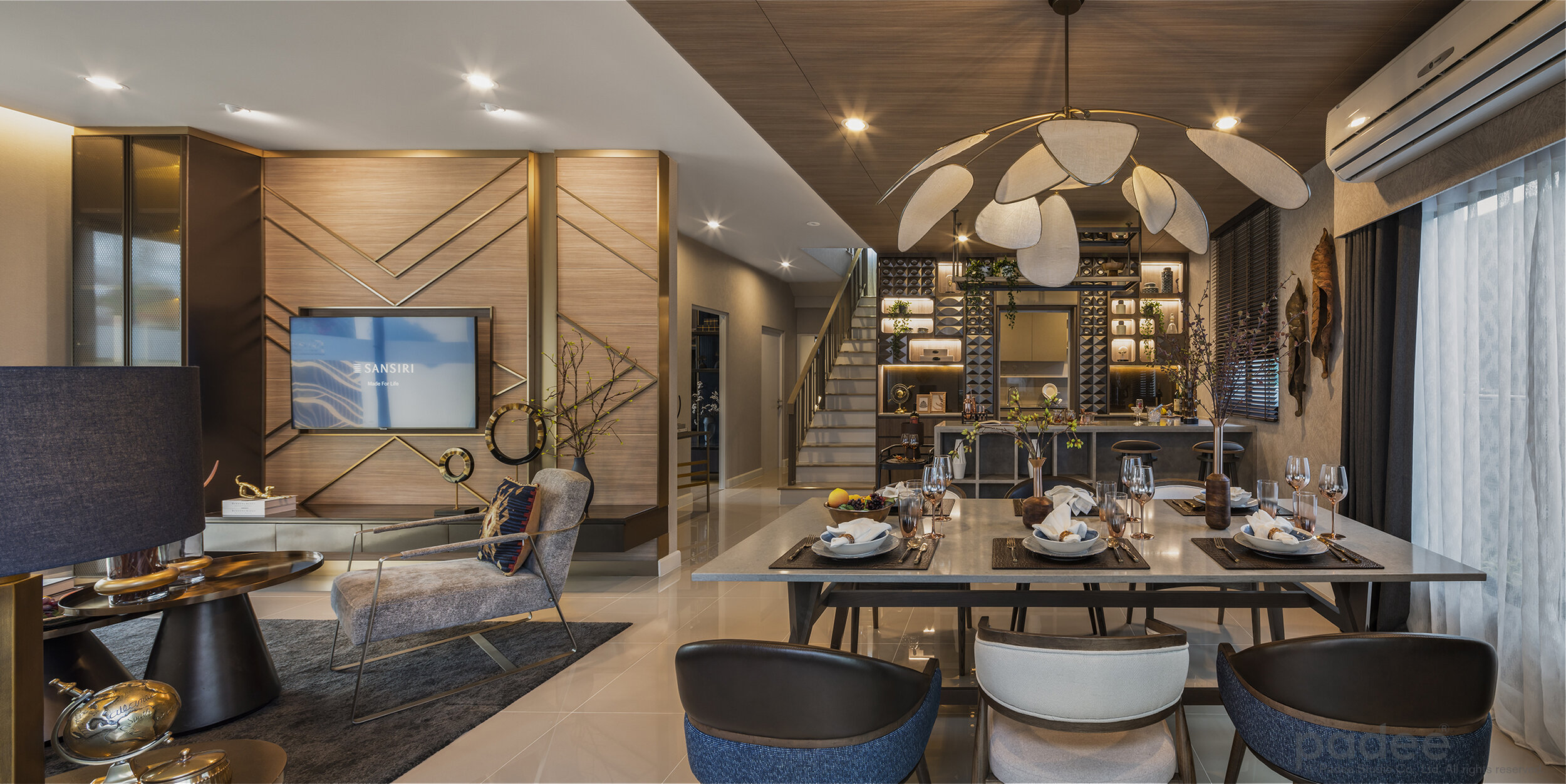 Living & Dining Area