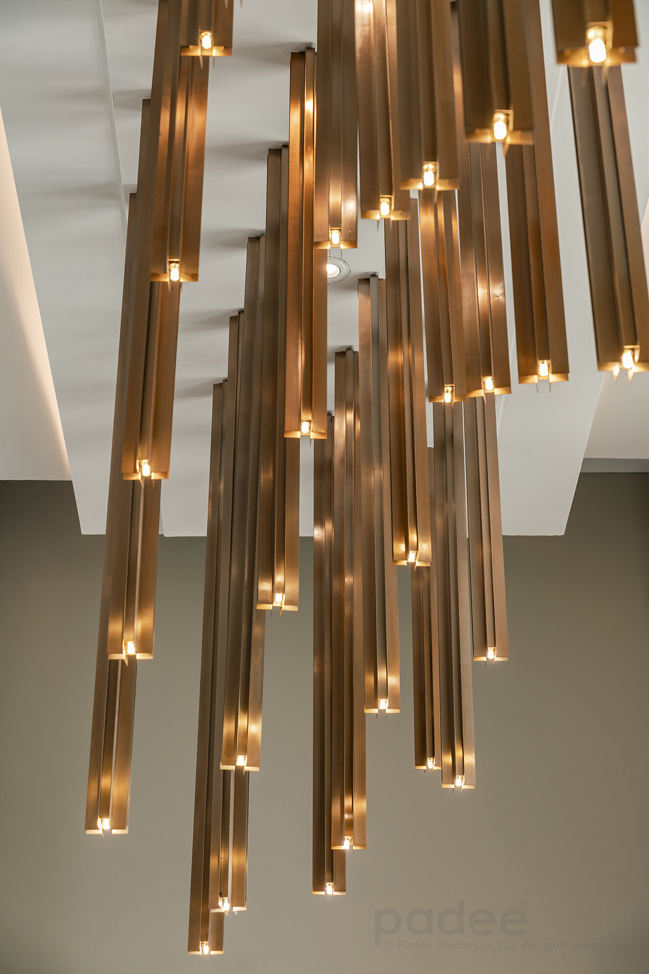 Light Sculpture : Lobby & Living Area : Tower A