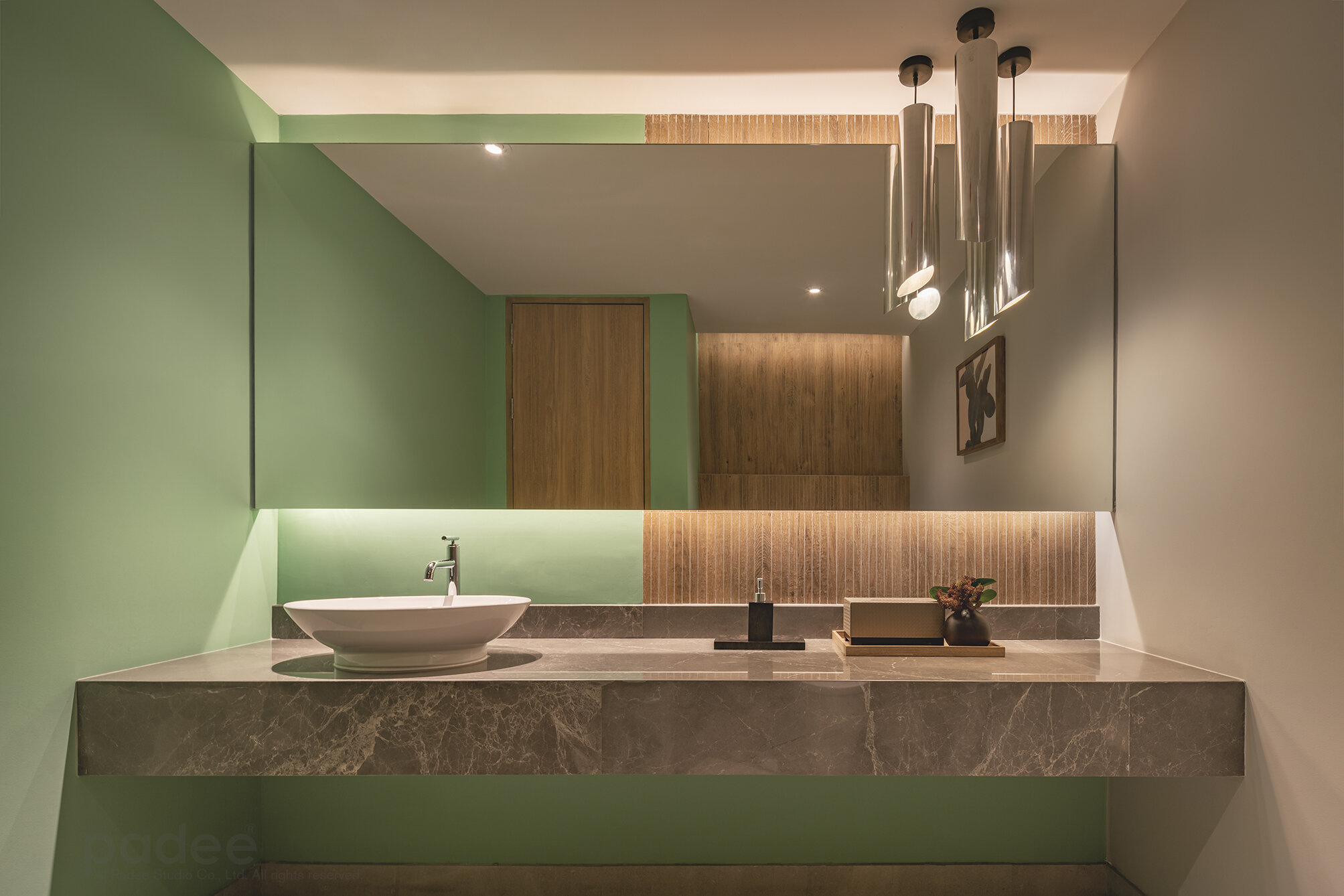 Powder Room : Tower A & B