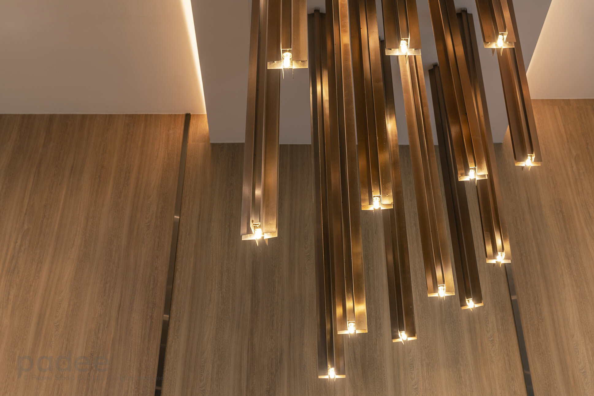 Light Sculpture : Lobby & Living Area : Tower B