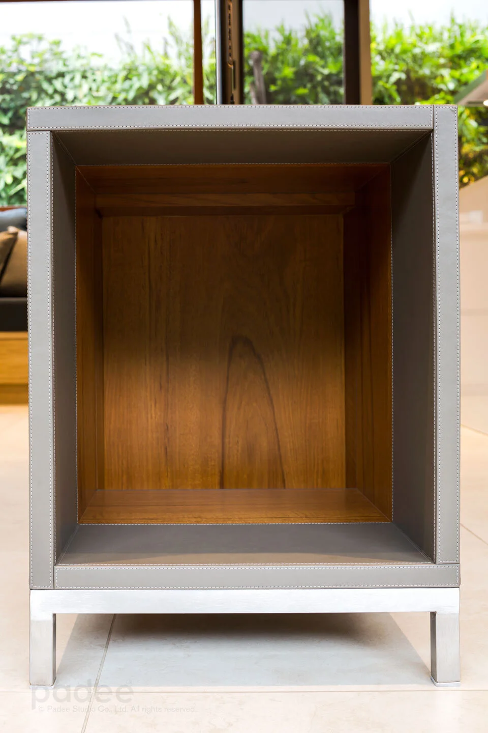 TV Console : Side Table