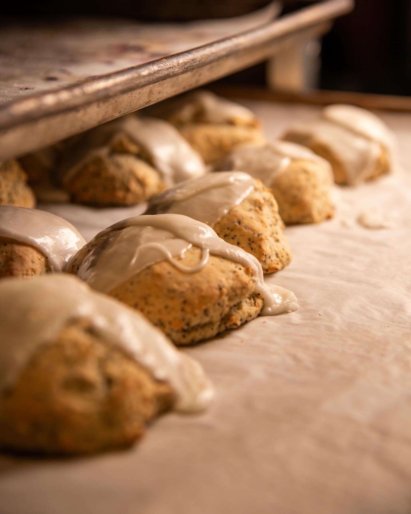 These lemon poppy seed scones are one of our seven flavors today. Sigh of relief for the weekend. Hoping these scones help make it a relaxing morning. #scones #itstheweekend #coffeenow #brunch #lititzgram